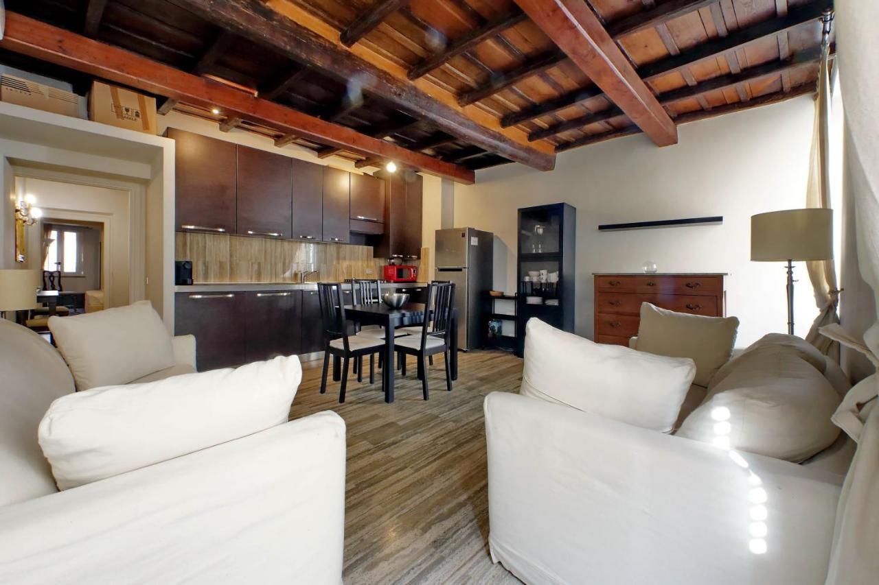 Suity I Cozy Nazareno Apartment Roma Esterno foto